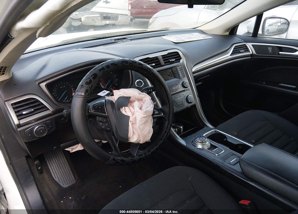 2017 FORD FUSION SE VIN: 3FA6P0H7XHR231111