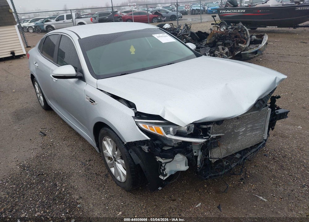 2017 KIA OPTIMA LX VIN: 5XXGT4L34HG124690
