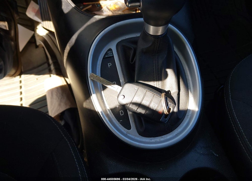 2016 KIA SOUL VIN: KNDJN2A28G7246068