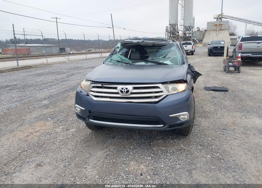 2013 TOYOTA HIGHLANDER SE V6 VIN: 5TDBK3EH4DS261430