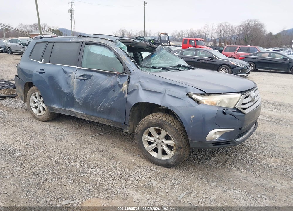 2013 TOYOTA HIGHLANDER SE V6 VIN: 5TDBK3EH4DS261430