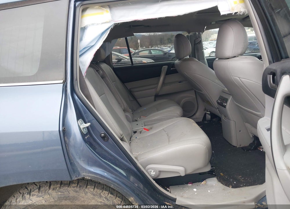 2013 TOYOTA HIGHLANDER SE V6 VIN: 5TDBK3EH4DS261430