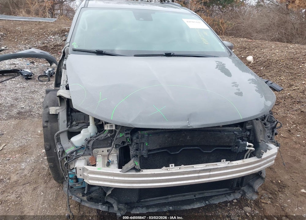 2022 CHRYSLER PACIFICA TOURING L VIN: 2C4RC1BG9NR142228