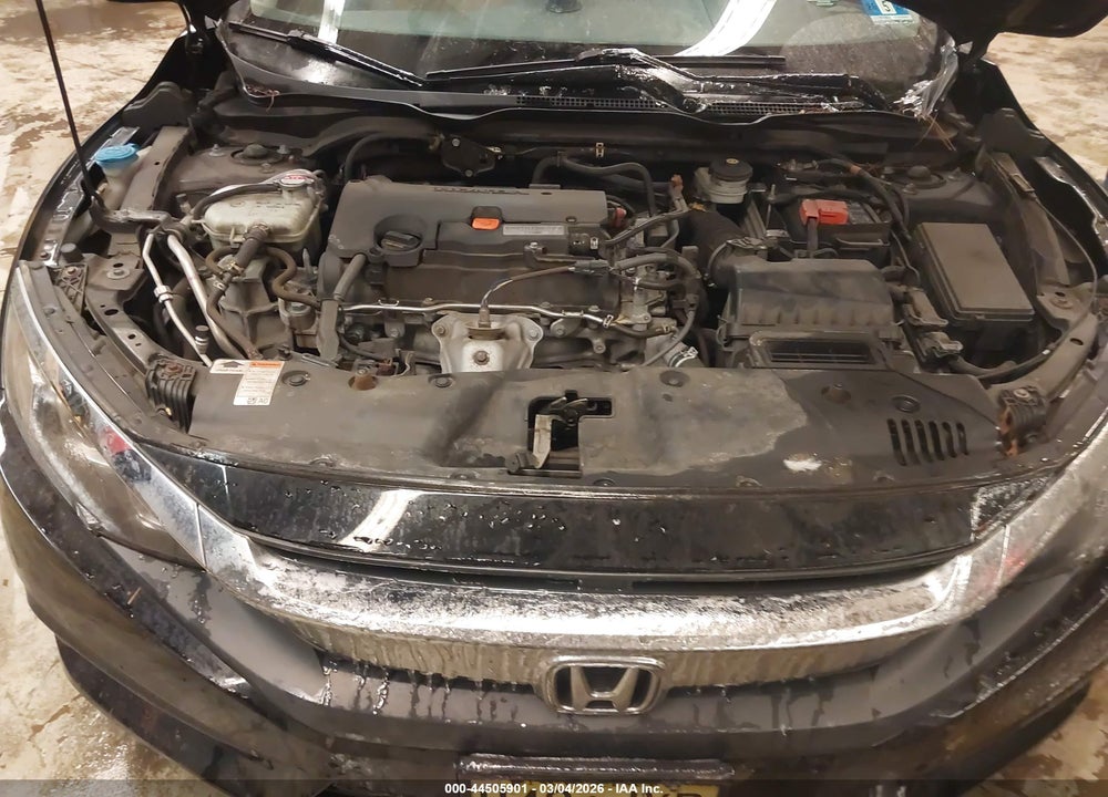 2018 HONDA CIVIC LX VIN: 2HGFC2F59JH536590
