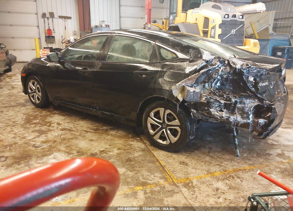 2018 HONDA CIVIC LX VIN: 2HGFC2F59JH536590