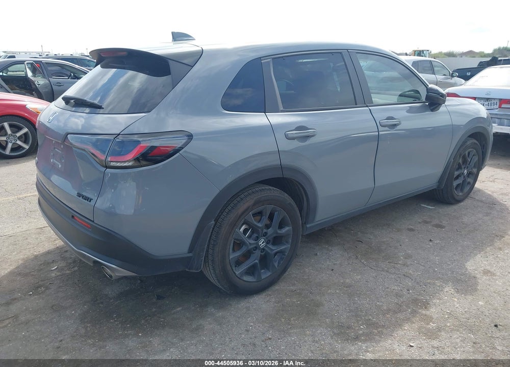 2024 HONDA HR-V 2WD SPORT/2WD SPORT W/O BSI VIN: 3CZRZ1H56RM728896
