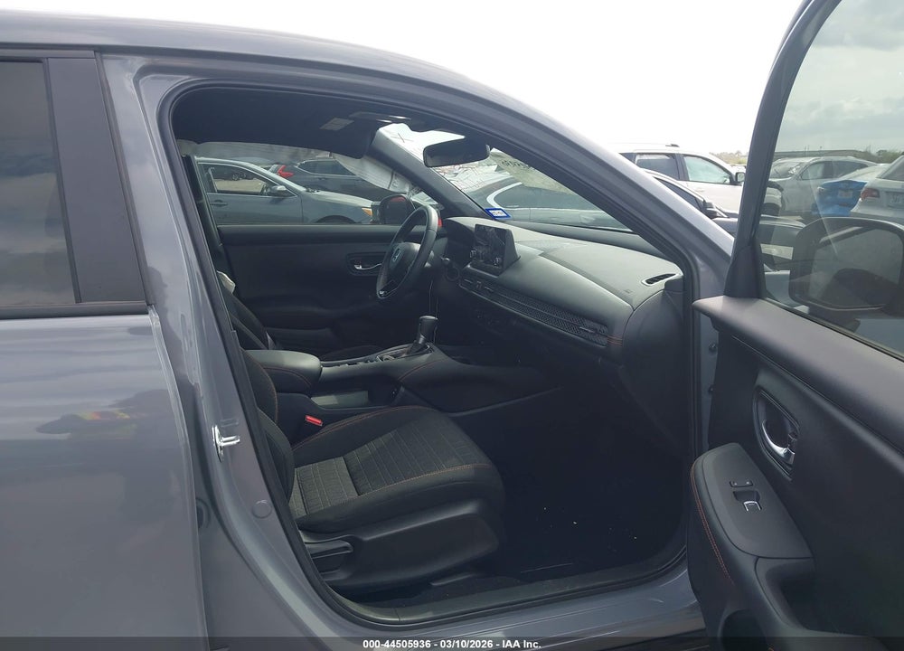 2024 HONDA HR-V 2WD SPORT/2WD SPORT W/O BSI VIN: 3CZRZ1H56RM728896