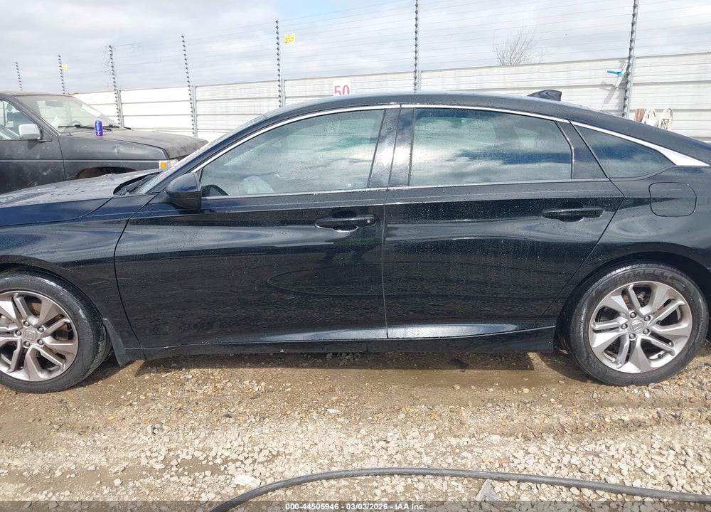 2018 HONDA ACCORD LX VIN: 1HGCV1F14JA055049