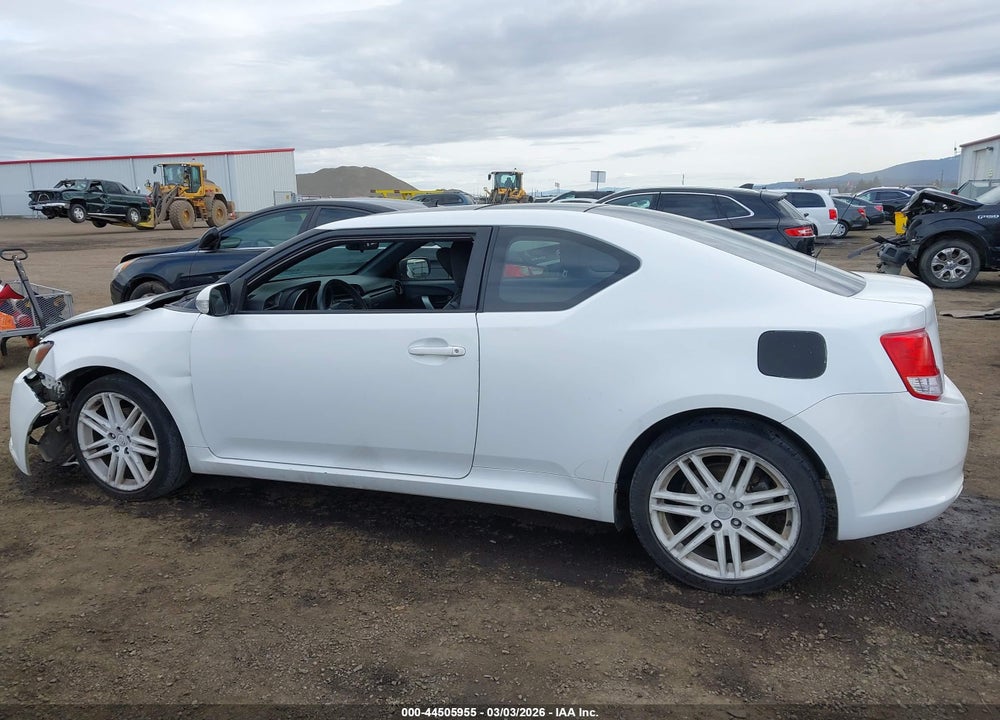 2011 SCION TC VIN: JTKJF5C70B3002365