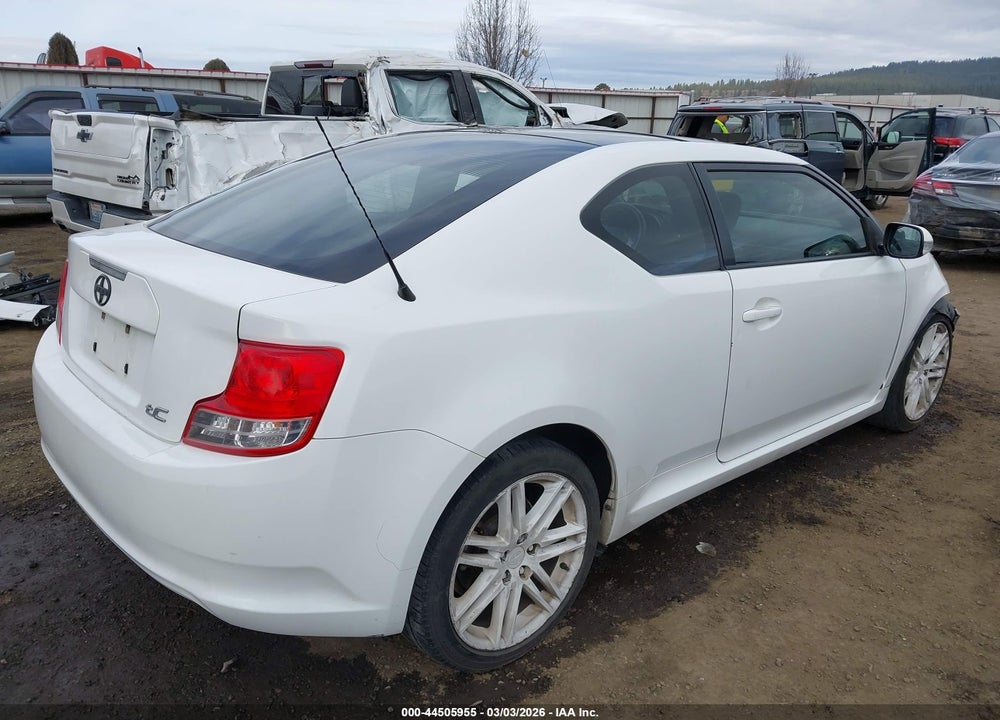2011 SCION TC VIN: JTKJF5C70B3002365
