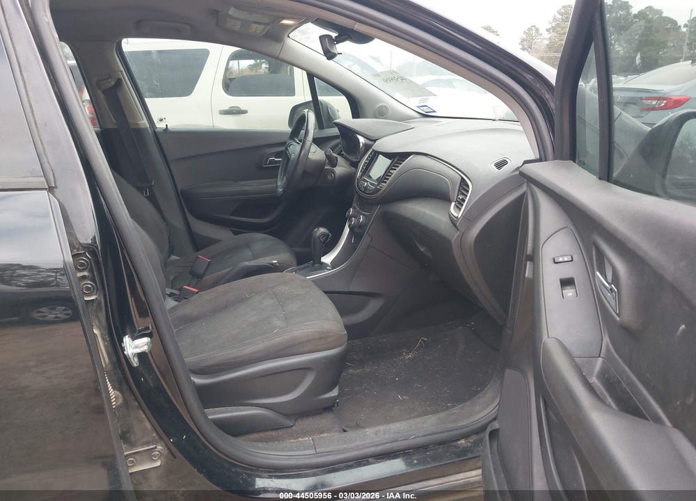 2018 CHEVROLET TRAX LS VIN: 3GNCJKSBXJL213618