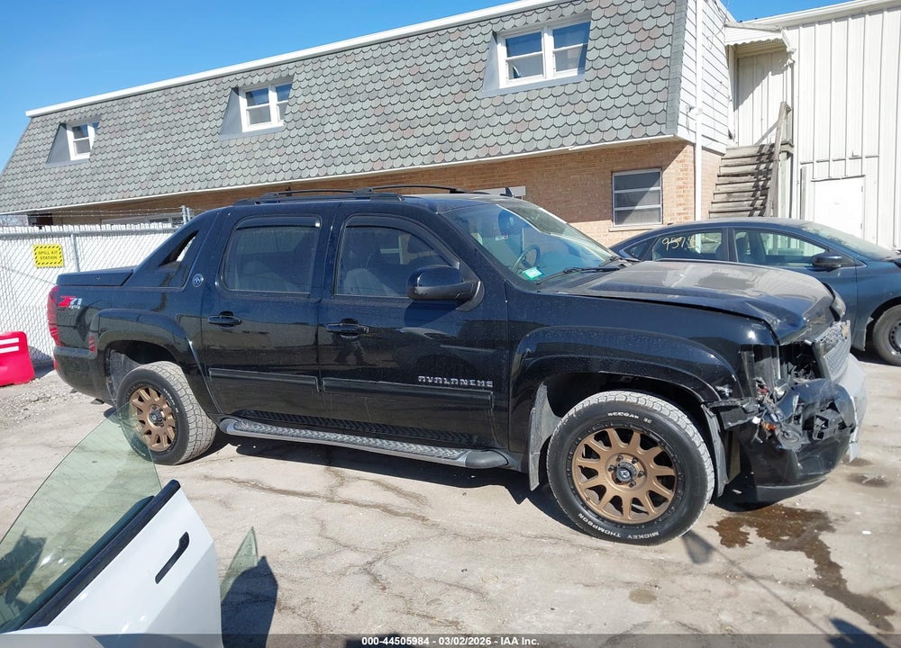 2013 CHEVROLET AVALANCHE LT VIN: 3GNTKFE77DG337886