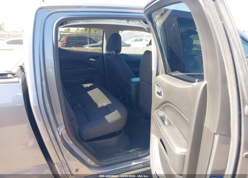 2018 GMC CANYON SLE VIN: 1GTG6CEN1J1269753