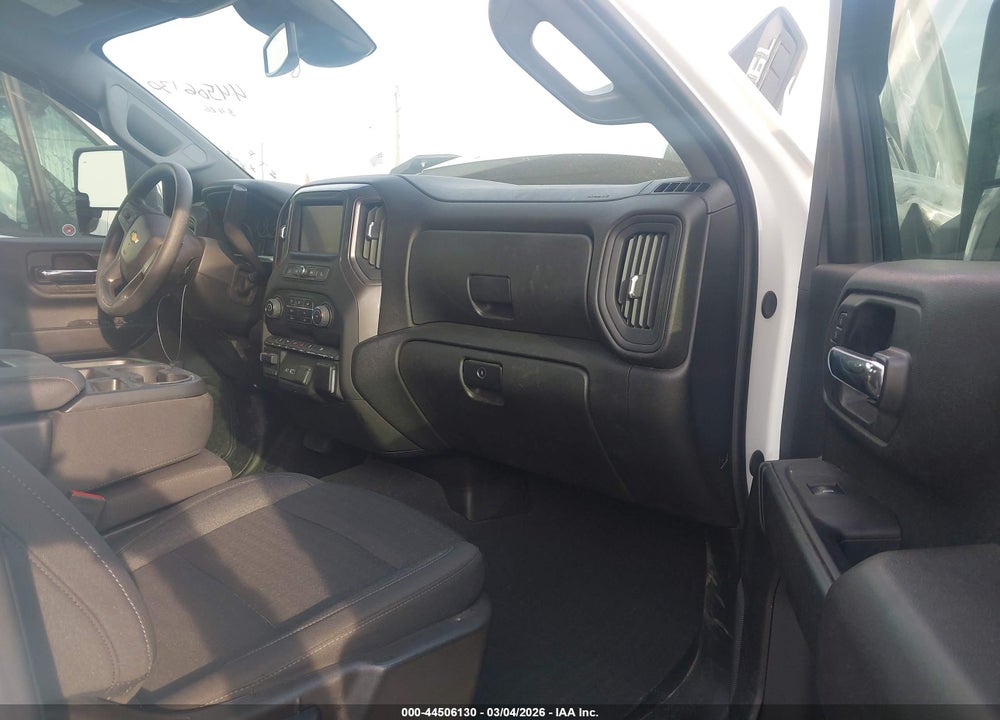 2024 CHEVROLET SILVERADO 2500HD 4WD  STANDARD BED CUSTOM VIN: 2GC4YME70R1163241