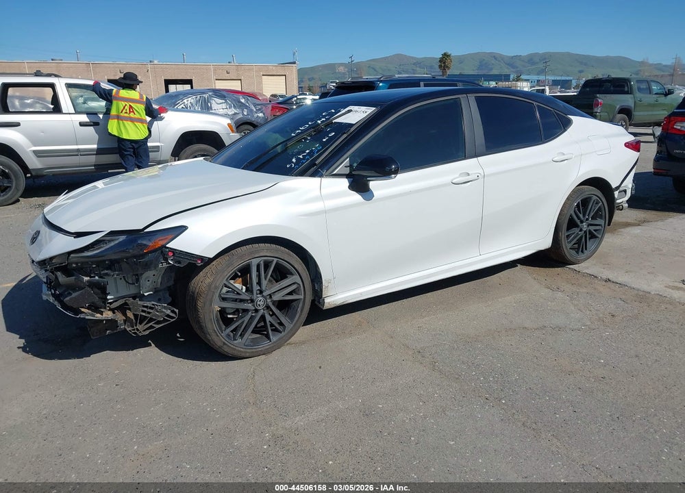 2025 TOYOTA CAMRY XSE VIN: 4T1DAACK8SU180028