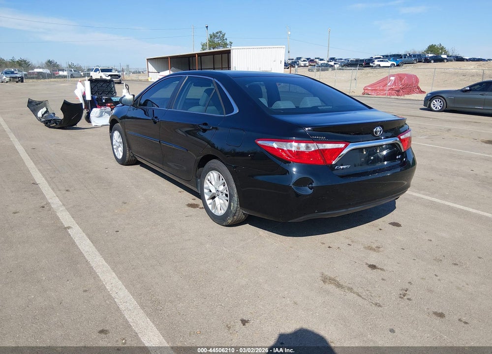 2017 TOYOTA CAMRY LE VIN: 4T1BF1FK8HU654329