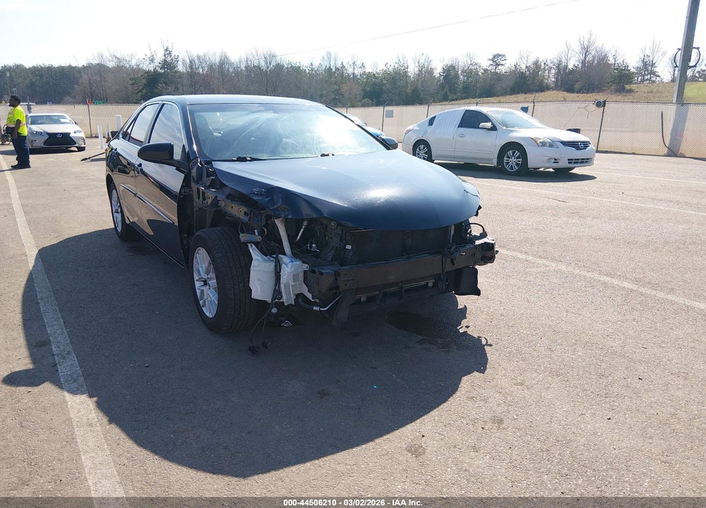 2017 TOYOTA CAMRY LE VIN: 4T1BF1FK8HU654329