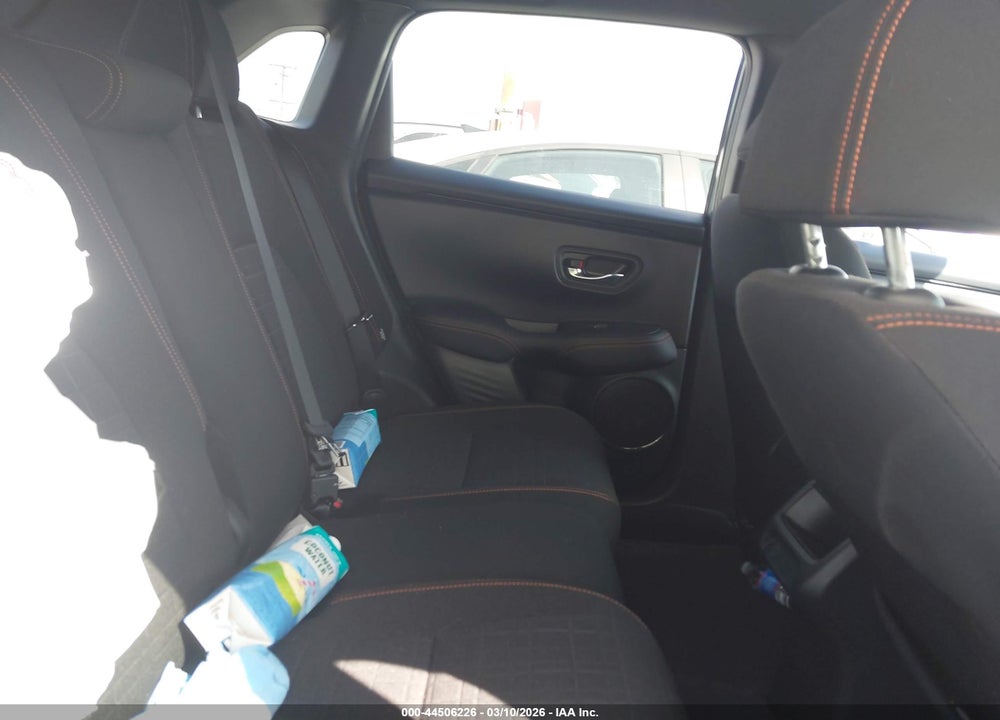 2024 HONDA HR-V 2WD SPORT/2WD SPORT W/O BSI VIN: 3CZRZ1H55RM722099