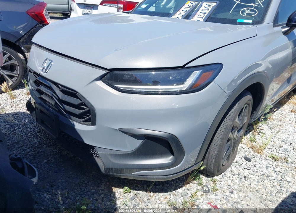 2024 HONDA HR-V 2WD SPORT/2WD SPORT W/O BSI VIN: 3CZRZ1H55RM722099
