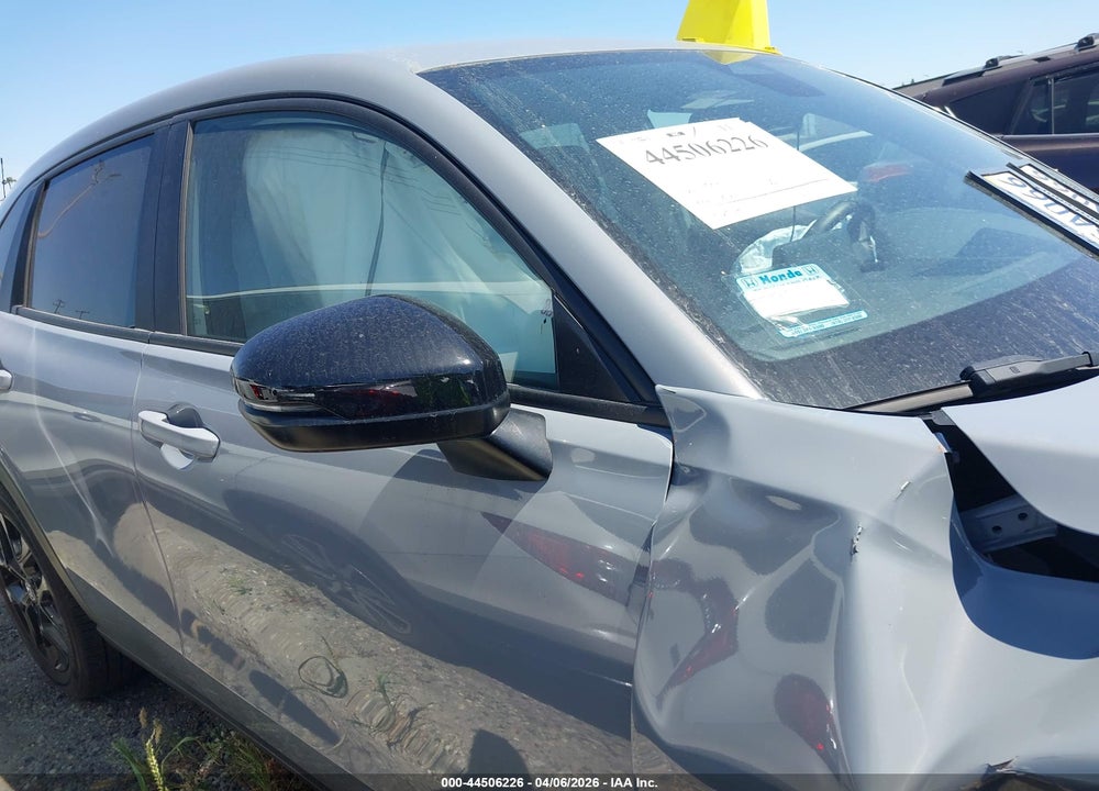 2024 HONDA HR-V 2WD SPORT/2WD SPORT W/O BSI VIN: 3CZRZ1H55RM722099