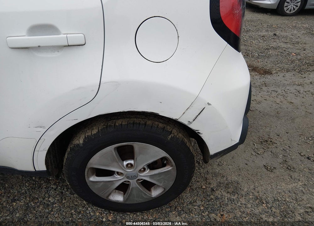 2015 KIA SOUL VIN: KNDJN2A25F7216122