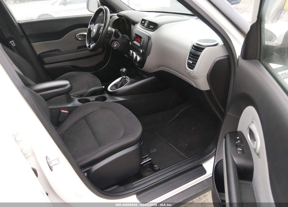 2015 KIA SOUL VIN: KNDJN2A25F7216122