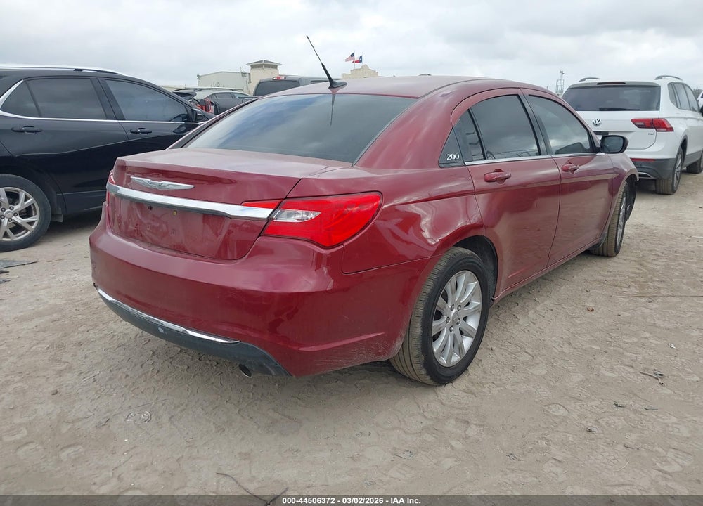 2011 CHRYSLER 200 TOURING VIN: 1C3BC1FG9BN520265