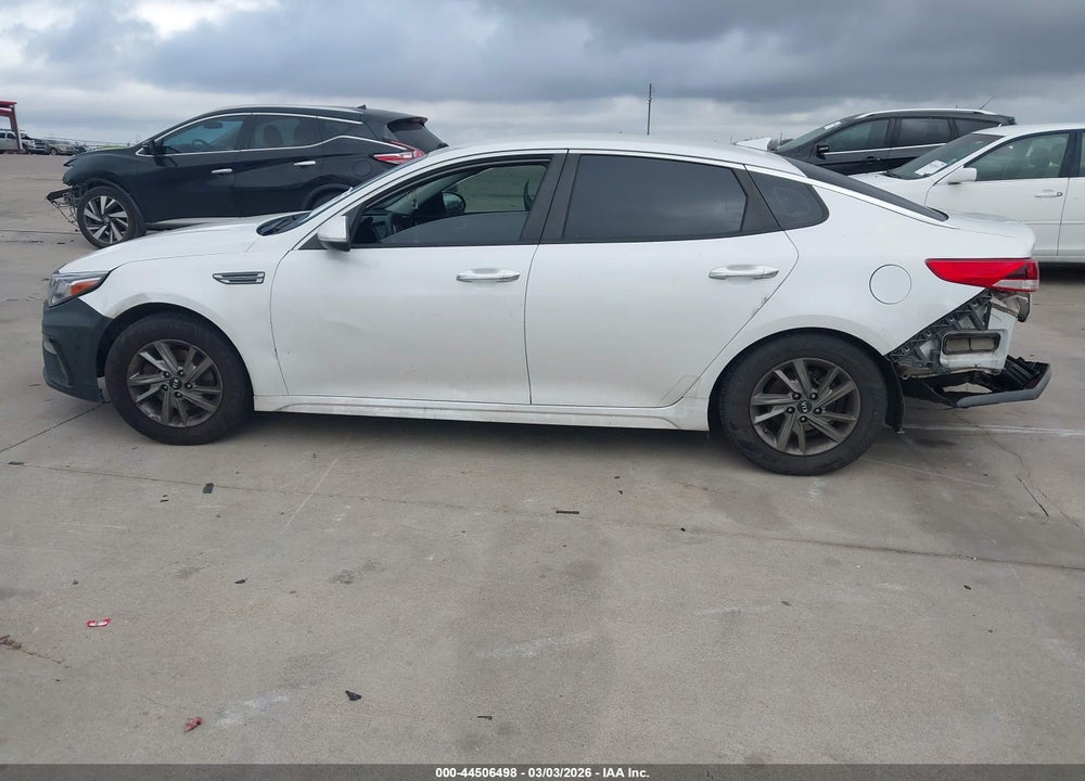 2019 KIA OPTIMA LX VIN: 5XXGT4L32KG325639