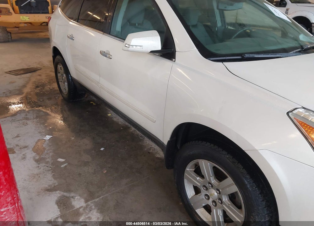 2011 CHEVROLET TRAVERSE 1LT VIN: 1GNKRGED6BJ201389