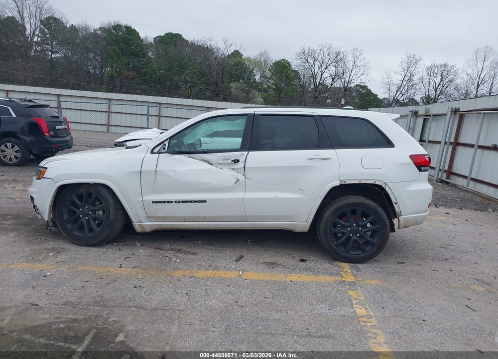 2018 JEEP GRAND CHEROKEE ALTITUDE 4X2 VIN: 1C4RJEAG7JC485413