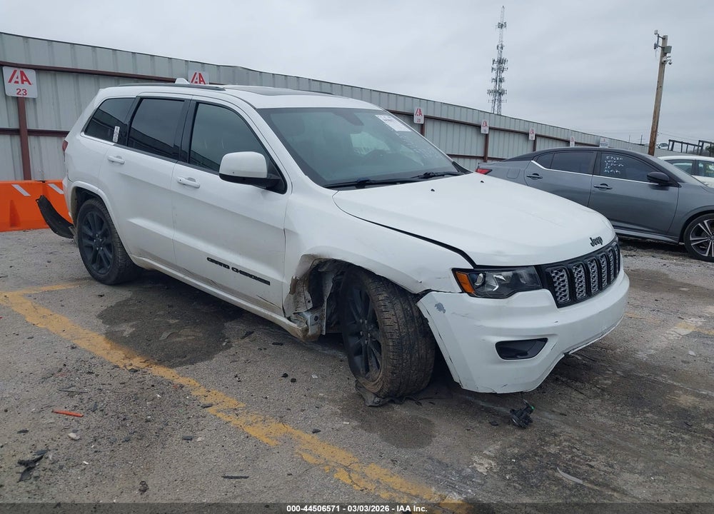2018 JEEP GRAND CHEROKEE ALTITUDE 4X2 VIN: 1C4RJEAG7JC485413