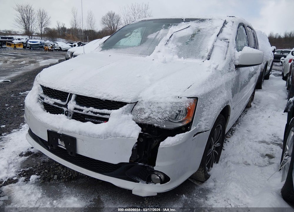 2017 DODGE GRAND CARAVAN SXT VIN: 2C4RDGCG6HR828200