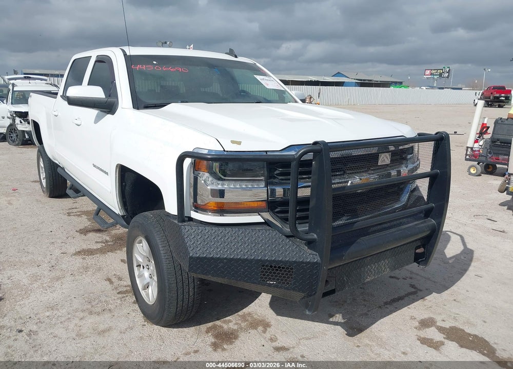 2018 CHEVROLET SILVERADO 1500 1LT VIN: 1GCUKREC0JF238500