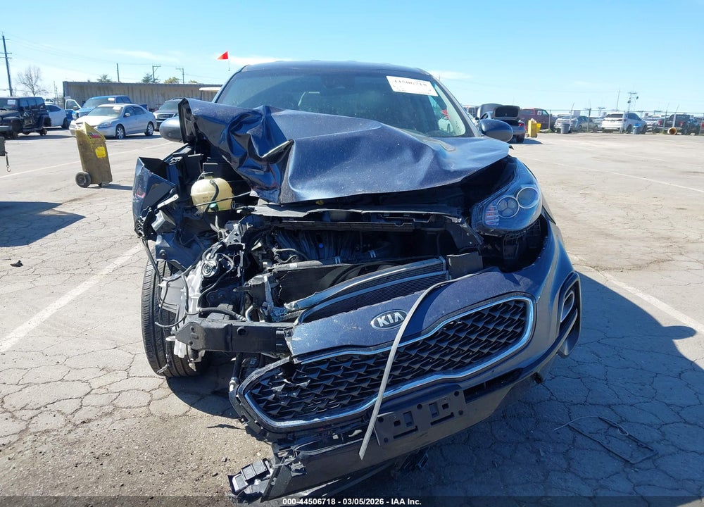 2020 KIA SPORTAGE LX VIN: KNDPMCAC7L7747491