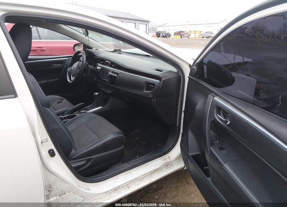2015 TOYOTA COROLLA S PLUS VIN: 2T1BURHE8FC349374