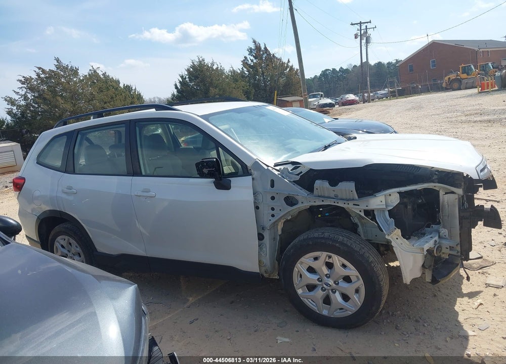 2020 SUBARU FORESTER VIN: JF2SKADC6LH518439