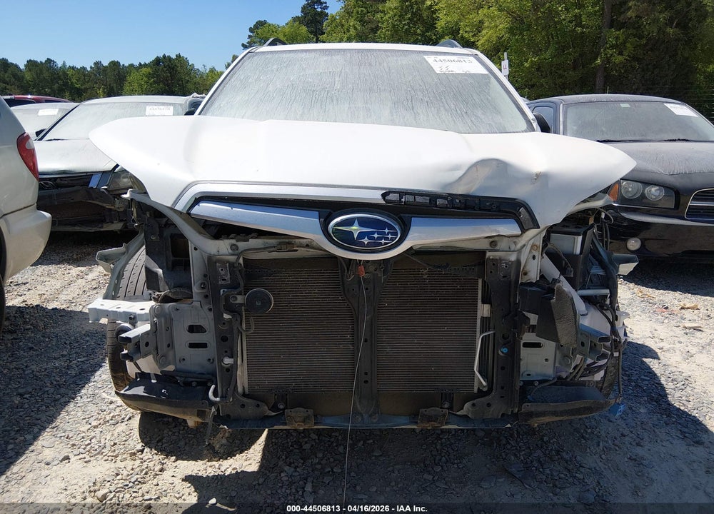 2020 SUBARU FORESTER VIN: JF2SKADC6LH518439
