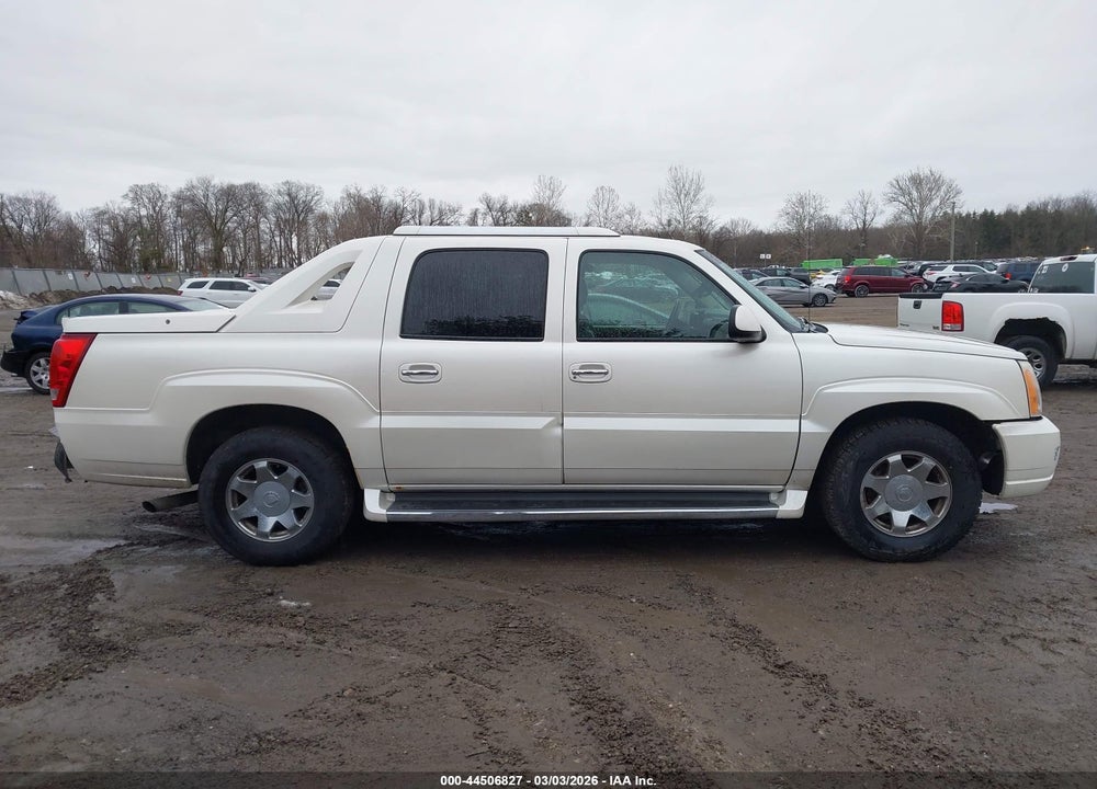 2003 CADILLAC ESCALADE EXT STANDARD VIN: 3GYEK63NX3G313013