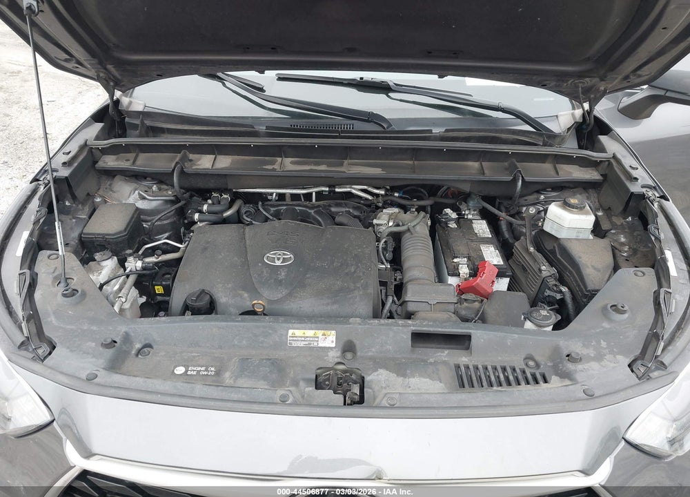 2022 TOYOTA HIGHLANDER XLE VIN: 5TDGZRAH8NS098969
