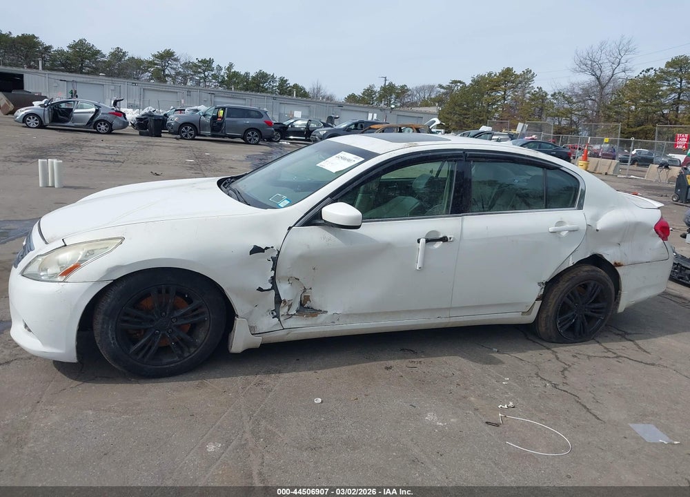 2011 INFINITI G25X VIN: JN1DV6AR2BM653253