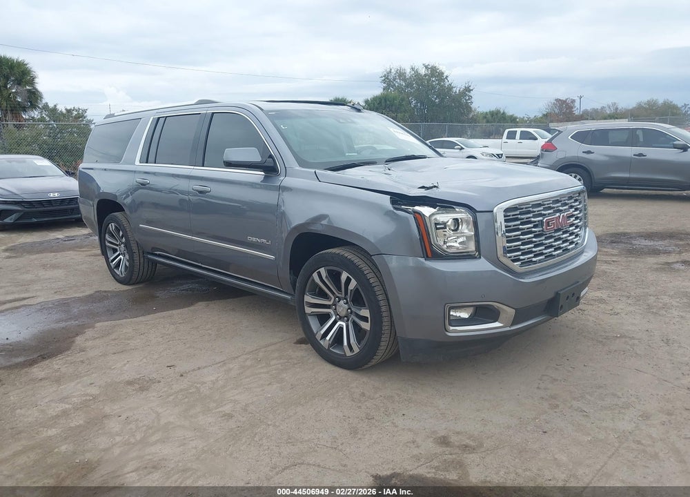 2018 GMC YUKON XL DENALI VIN: 1GKS2HKJ0JR164387