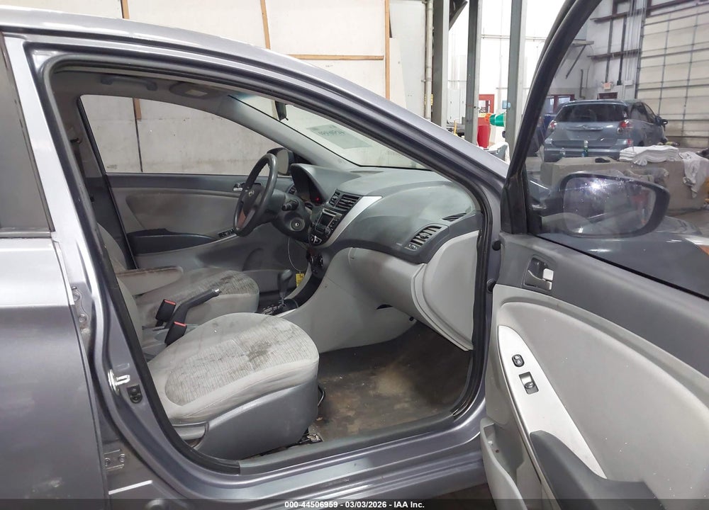 2017 HYUNDAI ACCENT SE VIN: KMHCT4AEXHU272562