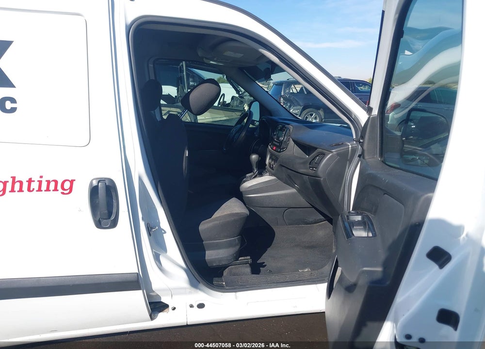 2018 RAM PROMASTER CITY TRADESMAN VIN: ZFBERFABXJ6K31102