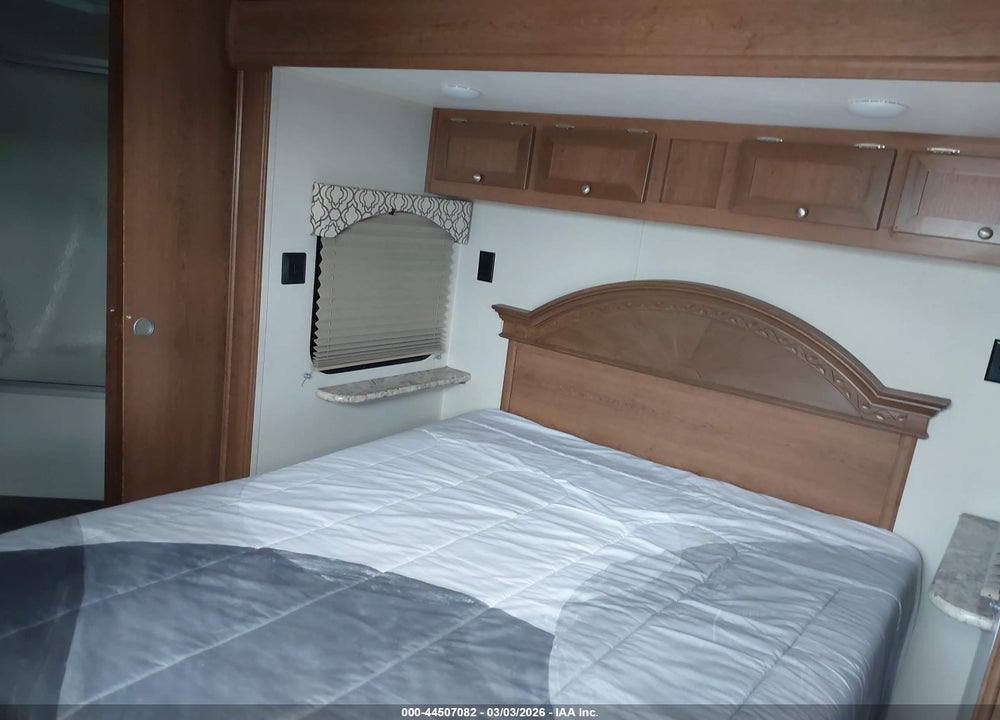 2023 RECREATION BY DESIGN 42 PM VIN: 5CZ200R39P1228575