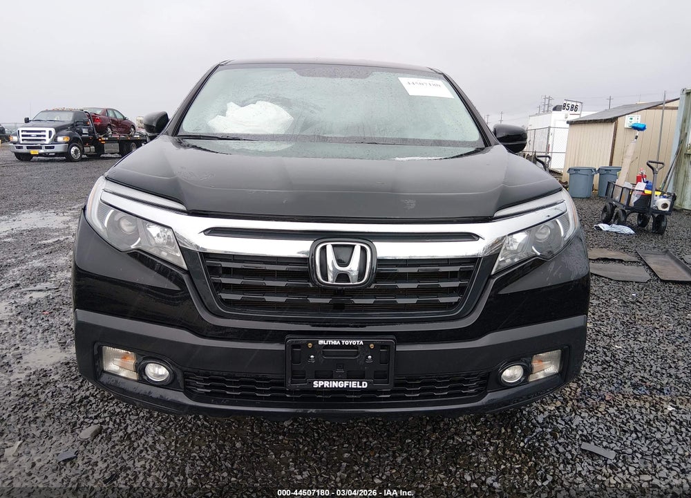 2017 HONDA RIDGELINE RTL-T VIN: 5FPYK3F60HB018092