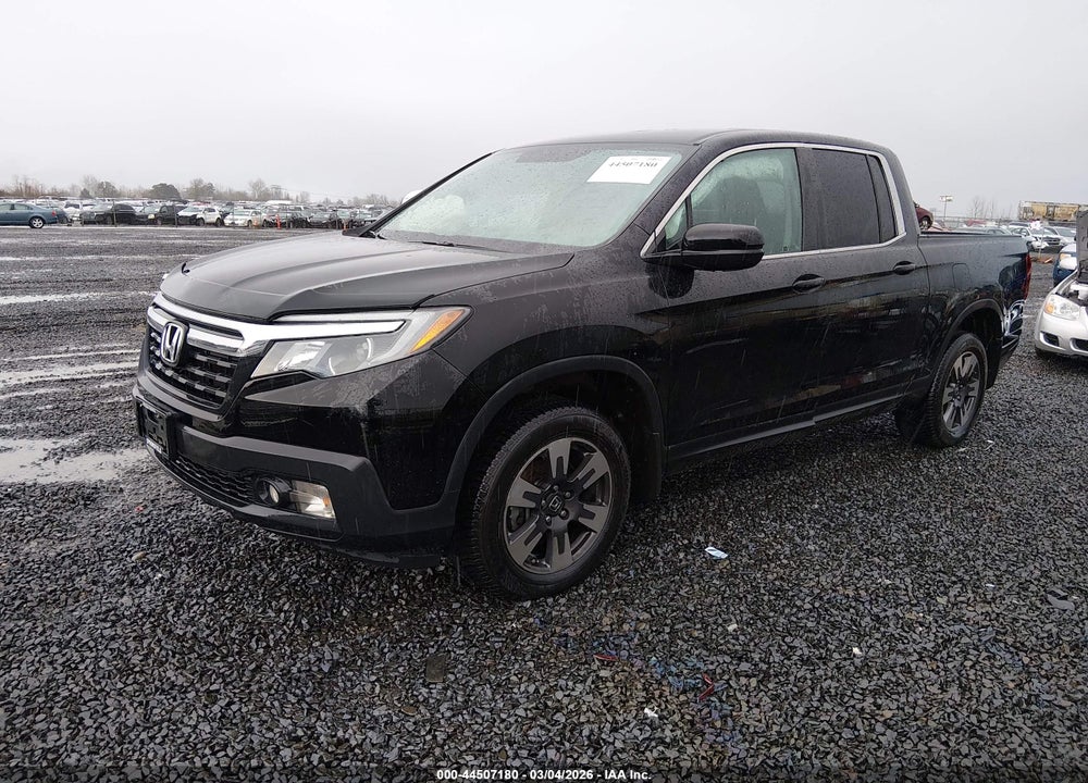 2017 HONDA RIDGELINE RTL-T VIN: 5FPYK3F60HB018092