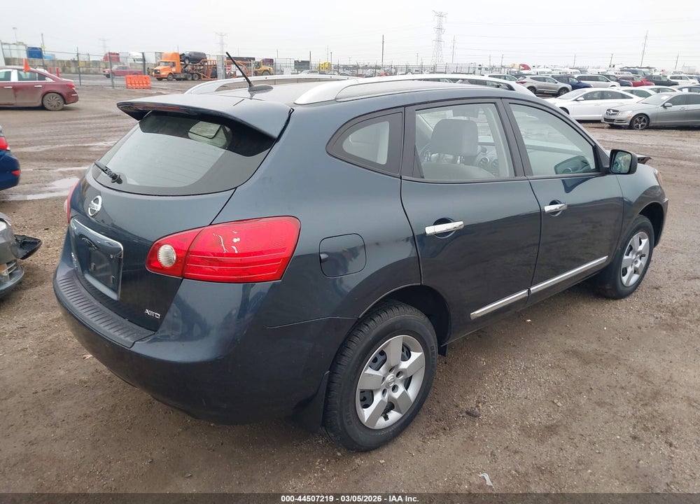 2014 NISSAN ROGUE SELECT S VIN: JN8AS5MV3EW712173