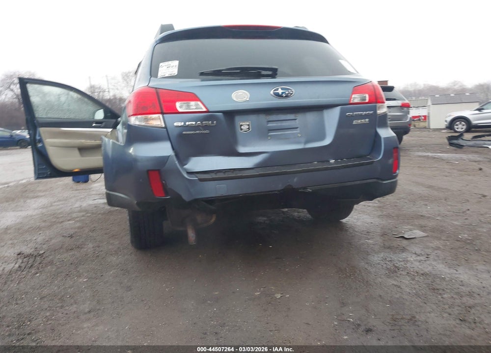 2013 SUBARU OUTBACK 2.5I PREMIUM VIN: 4S4BRBCC5D3202851