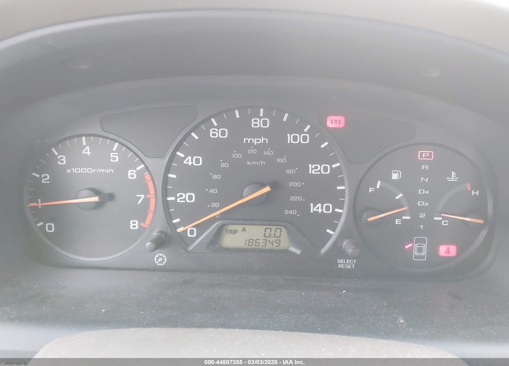 2000 HONDA ACCORD 2.3 LX VIN: 1HGCG6655YA132368