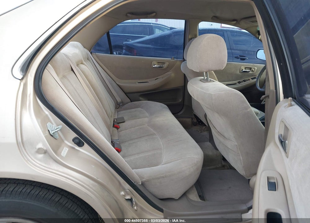 2000 HONDA ACCORD 2.3 LX VIN: 1HGCG6655YA132368
